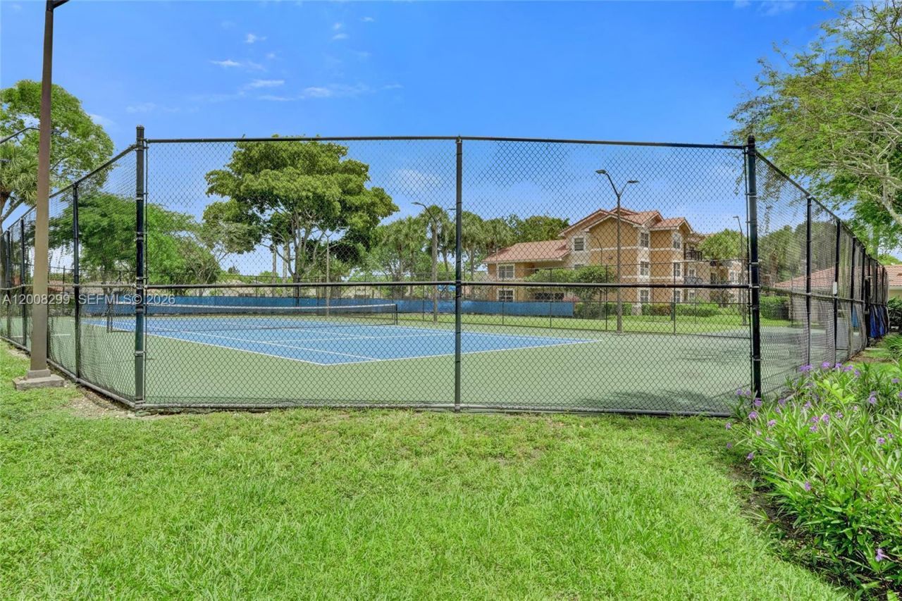 8721 Wiles Rd , Unit 101, Coral Springs, FL 33067 Photo