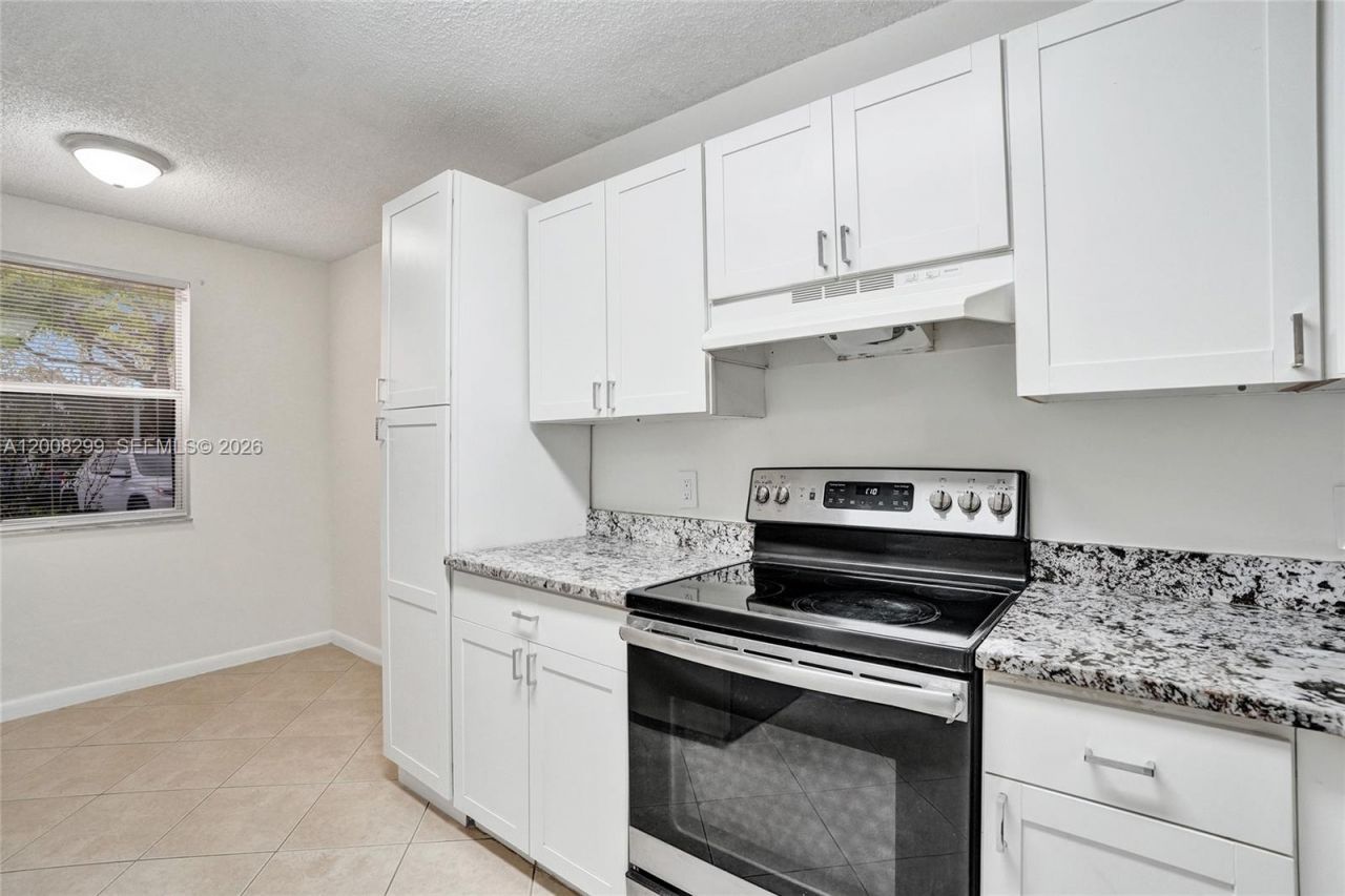 8721 Wiles Rd , Unit 101, Coral Springs, FL 33067 Photo