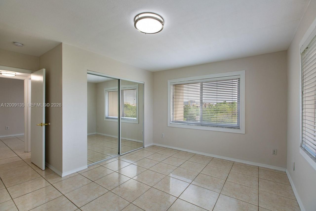 8101 Camino Real, Unit C401, Miami, FL 33143 Photo