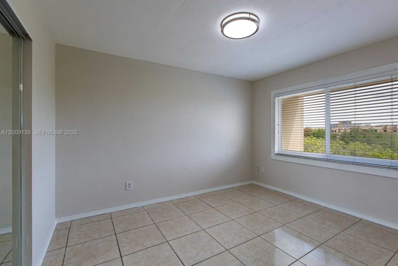 8101 Camino Real, Unit C401, Miami, FL 33143 Photo