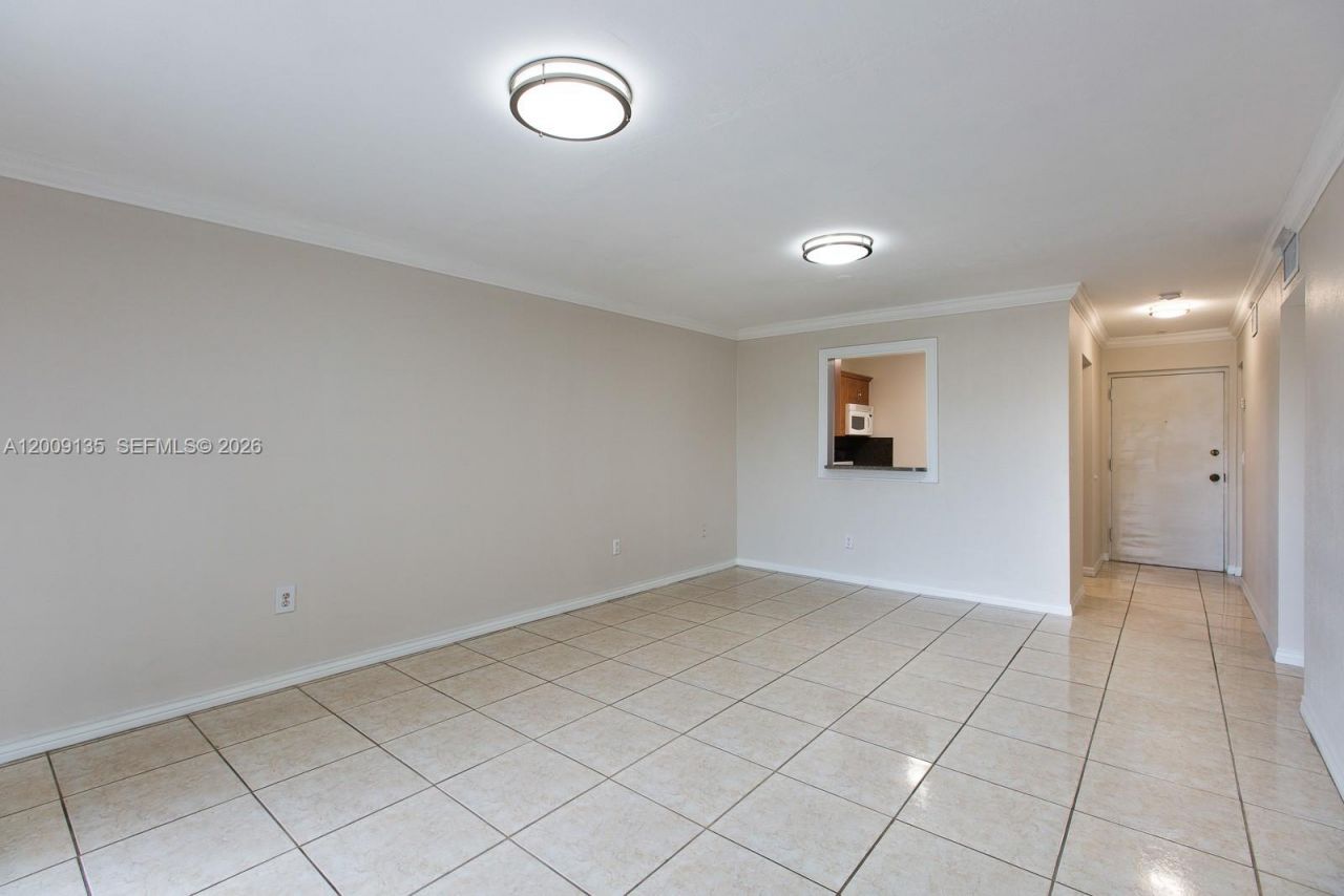 8101 Camino Real, Unit C401, Miami, FL 33143 Photo