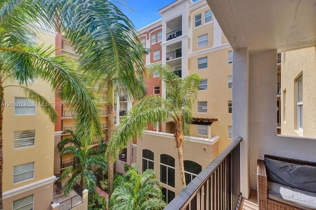 17100 N Bay Rd , Unit 1511, Sunny Isles Beach, FL 33160 Photo