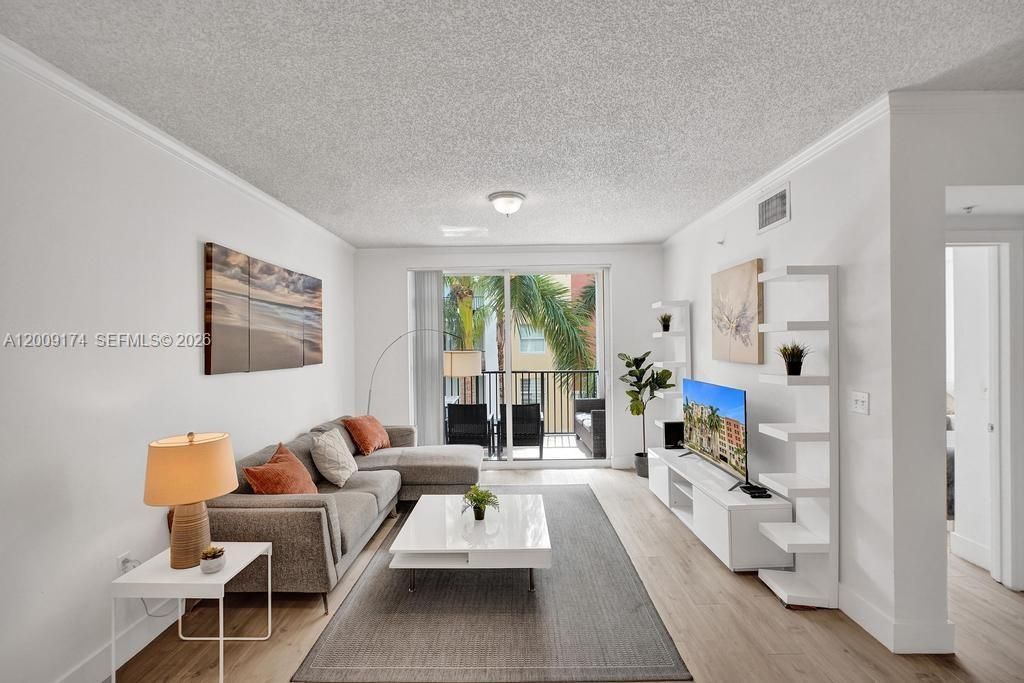 17100 N Bay Rd , Unit 1511, Sunny Isles Beach, FL 33160 Photo