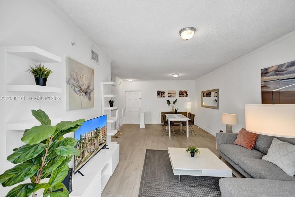 17100 N Bay Rd , Unit 1511, Sunny Isles Beach, FL 33160 Photo