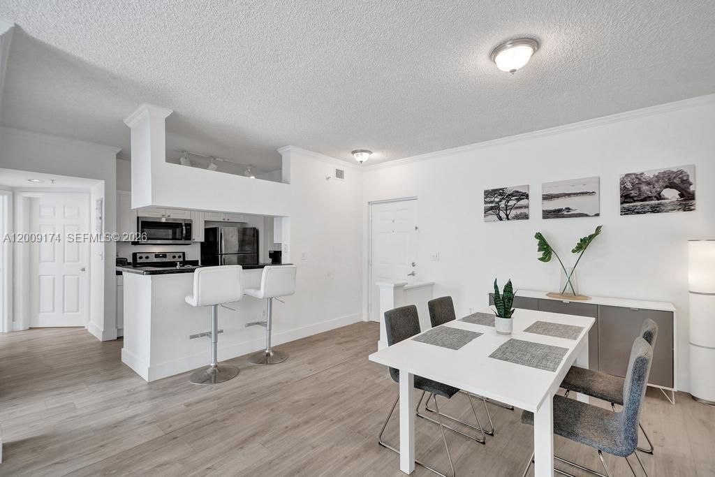 17100 N Bay Rd , Unit 1511, Sunny Isles Beach, FL 33160 Photo