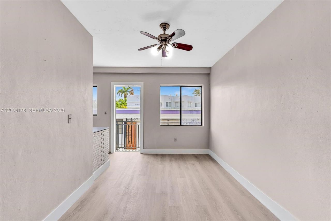 1165 Marseille Dr, Unit 20, Miami Beach, FL 33141 Photo