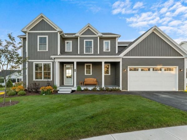 27 Leo Lane, South Burlington, VT 05403