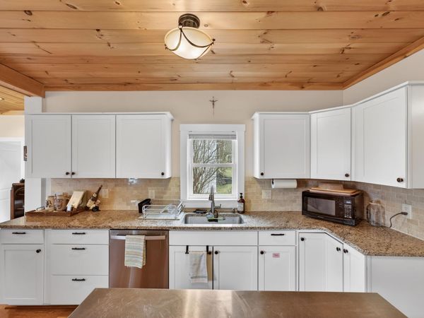 14 Myrtle Street, Whitefield, NH 03598