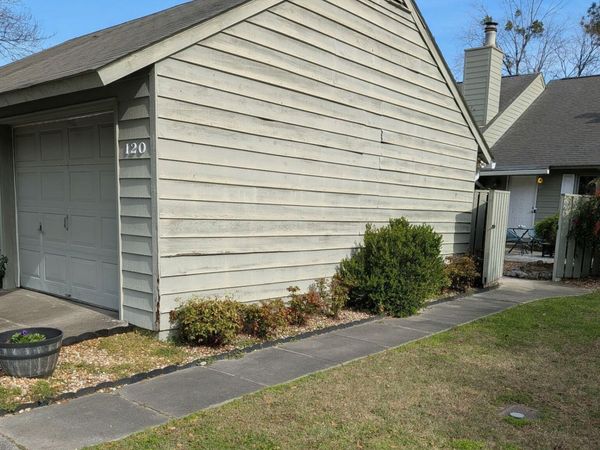 120 Ashley Place, New Bern, NC 28562