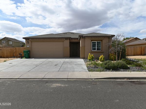 1623 Summerwind Drive, Fernley, NV 89408