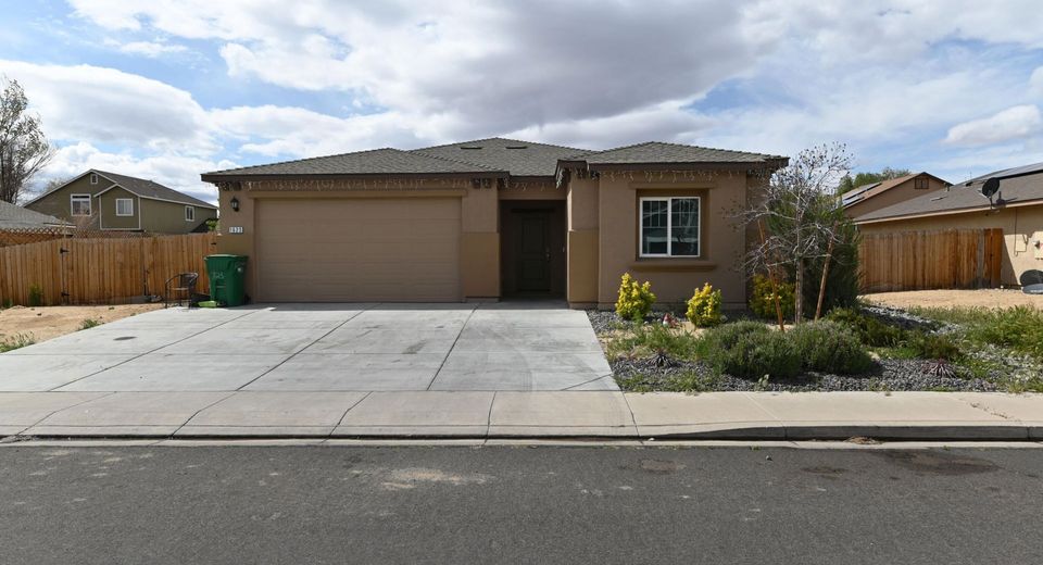 1623 Summerwind Drive, Fernley, NV 89408 Photo