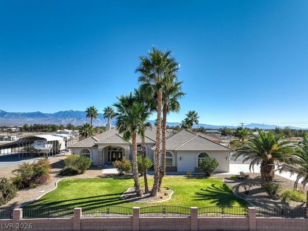 2851 Winchester Avenue , Pahrump, NV 89048