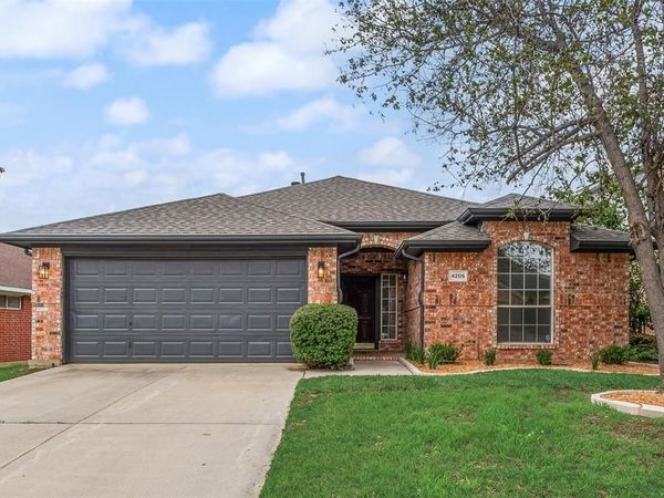 4205 Boulder Park Drive, Fort Worth, TX 76040