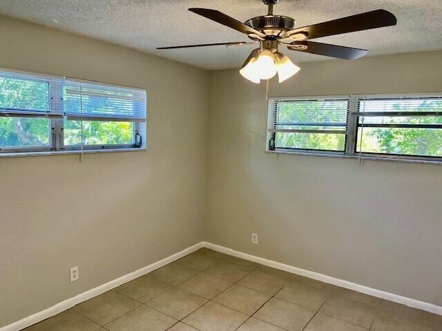 200 Croton Avenue, Unit 208, Lantana, FL 33462 Photo