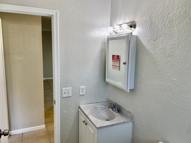 200 Croton Avenue, Unit 208, Lantana, FL 33462 Photo