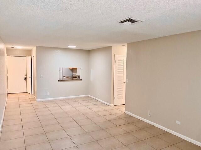 200 Croton Avenue, Unit 208, Lantana, FL 33462 Photo