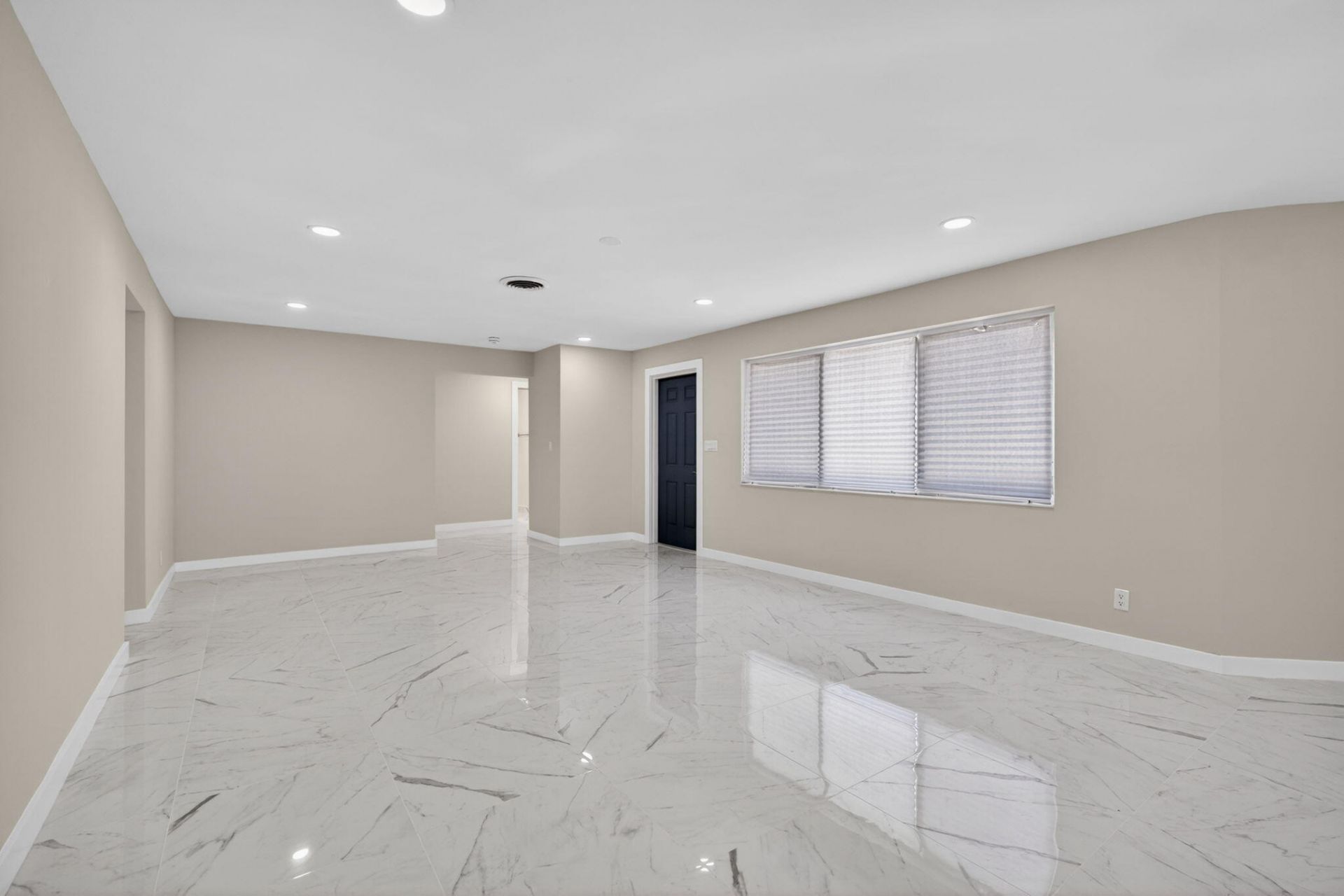 9361 SE Duncan Street, Hobe Sound, FL 33455 Photo