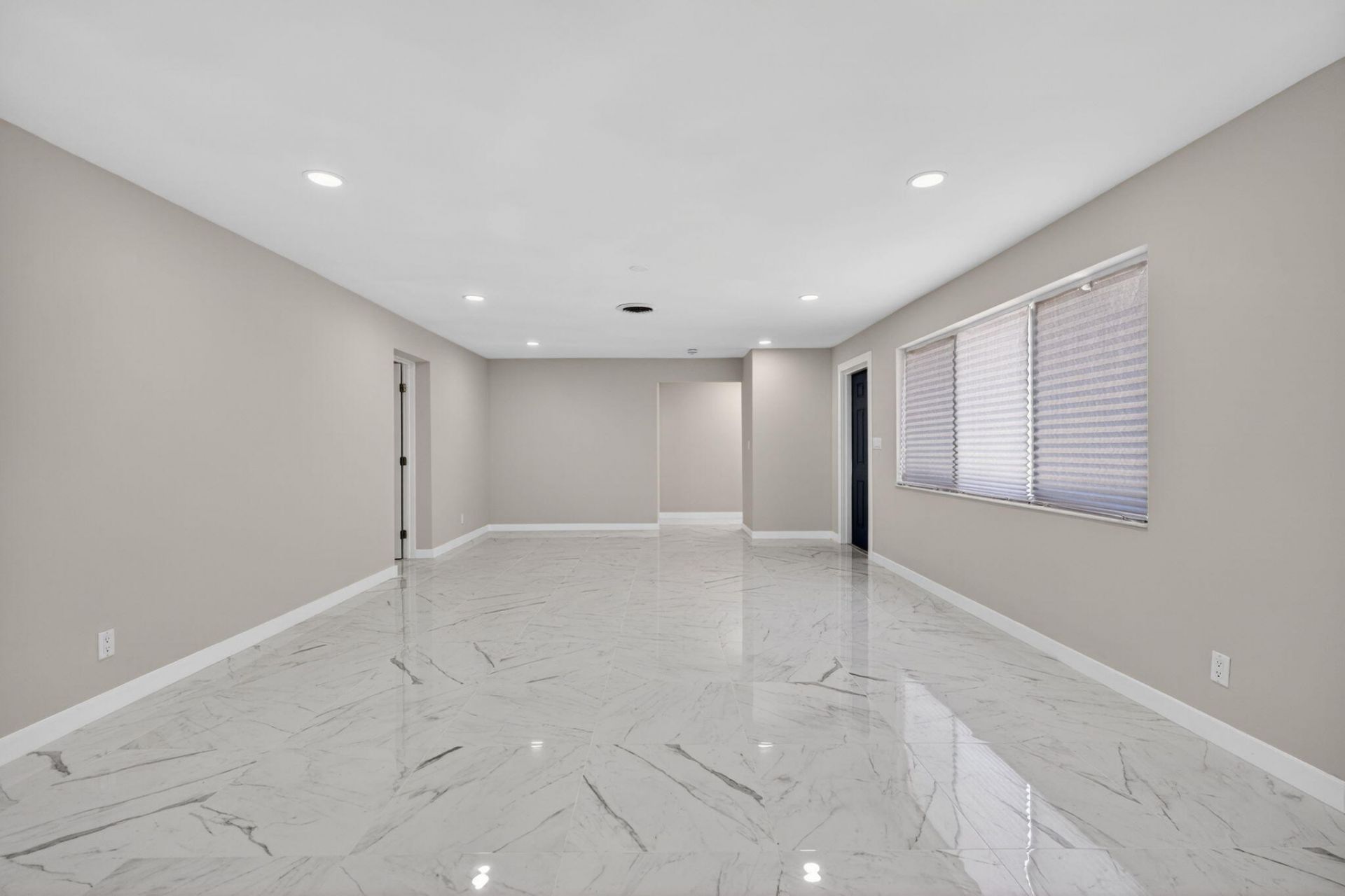 9361 SE Duncan Street, Hobe Sound, FL 33455 Photo