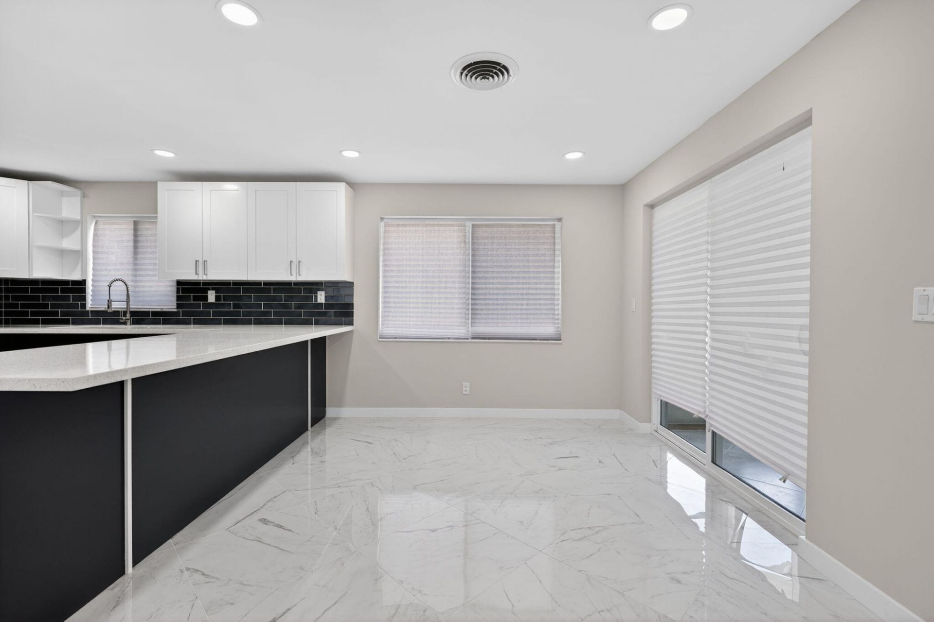 9361 SE Duncan Street, Hobe Sound, FL 33455 Photo