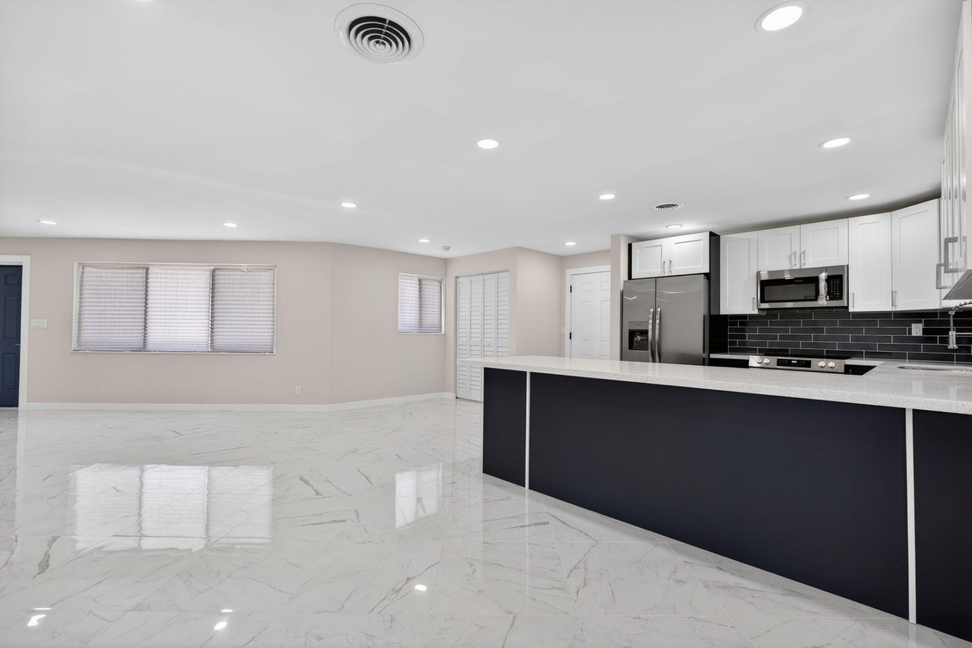 9361 SE Duncan Street, Hobe Sound, FL 33455 Photo