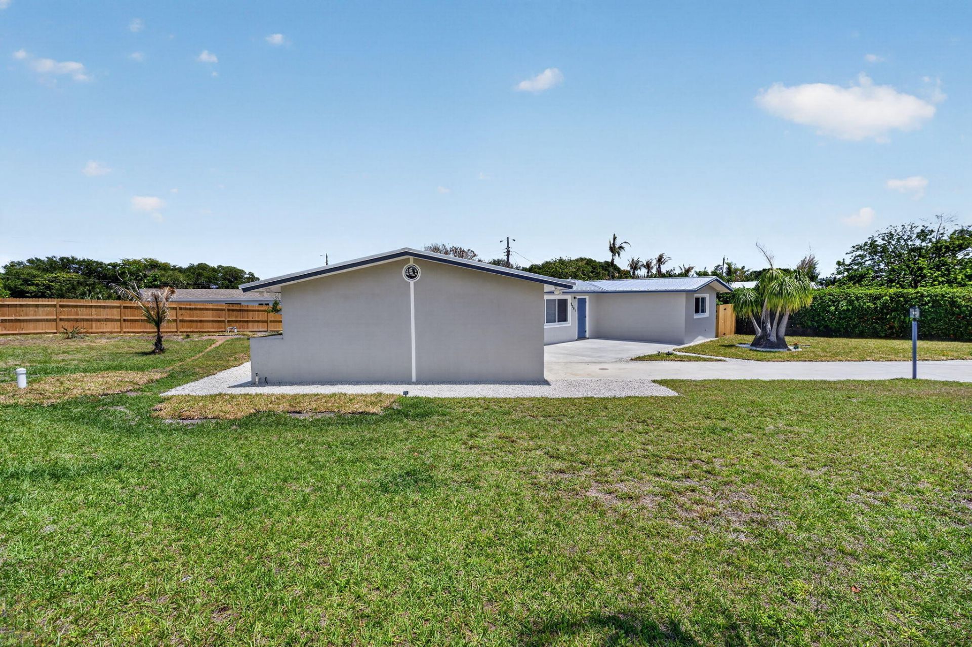 9361 SE Duncan Street, Hobe Sound, FL 33455 Photo