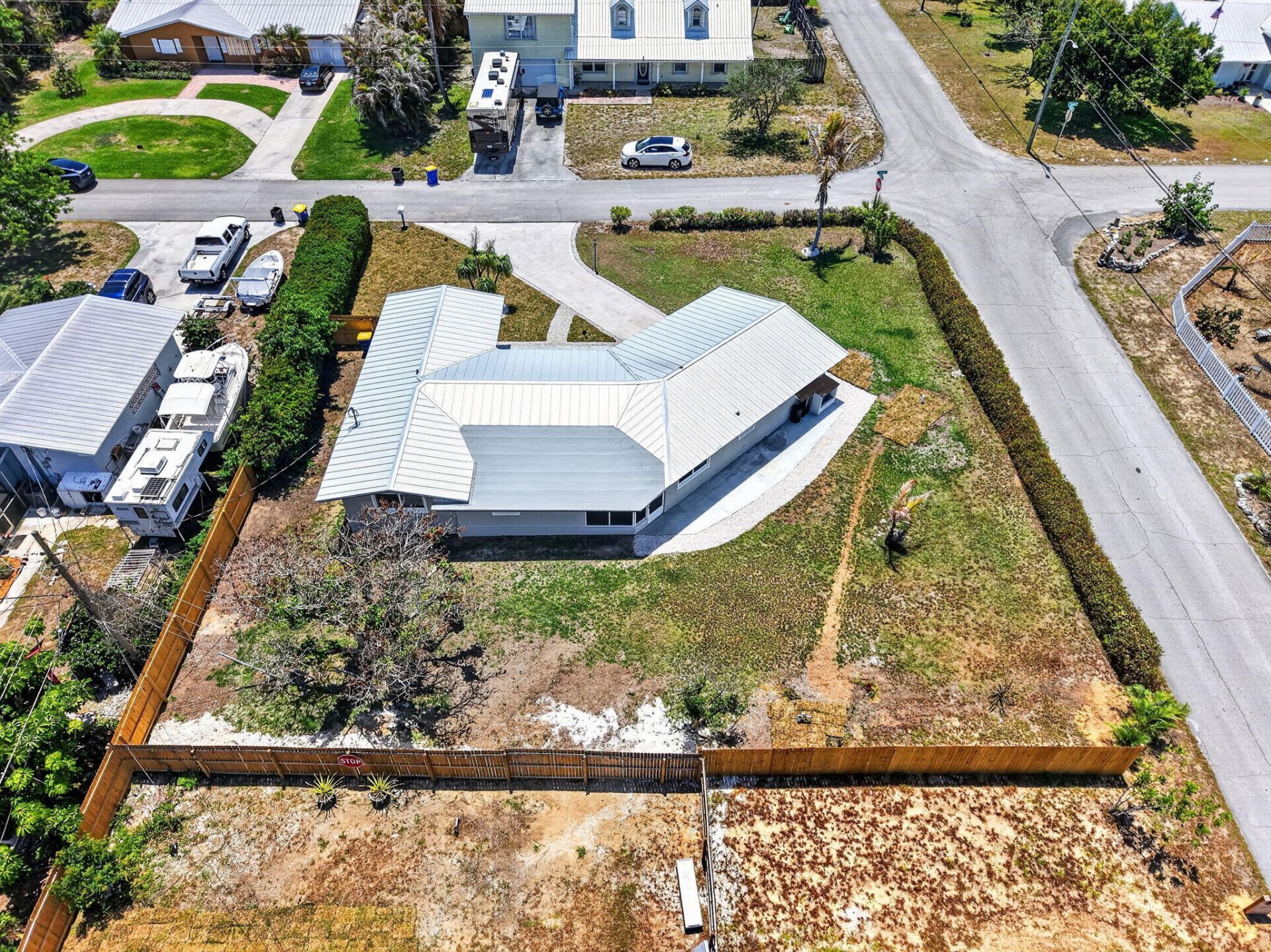 9361 SE Duncan Street, Hobe Sound, FL 33455 Photo