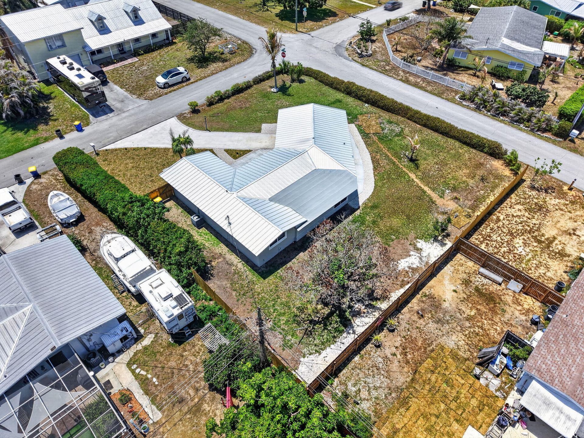 9361 SE Duncan Street, Hobe Sound, FL 33455 Photo