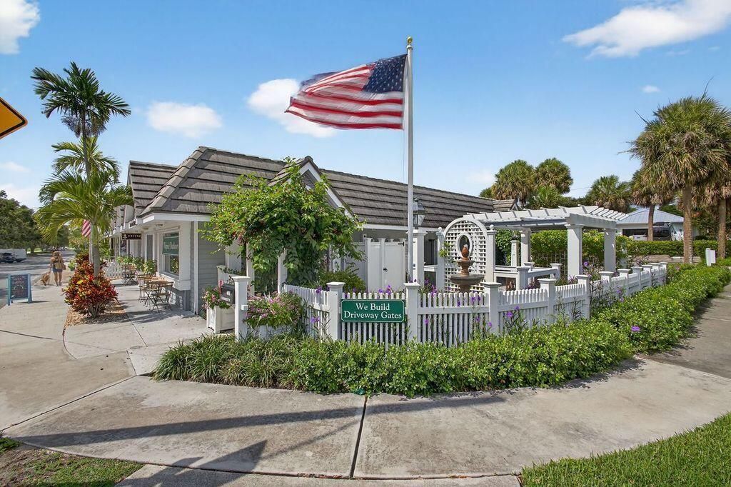 9361 SE Duncan Street, Hobe Sound, FL 33455 Photo