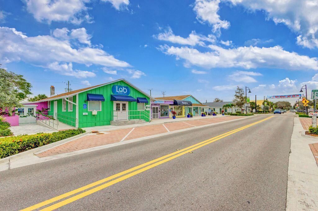 9361 SE Duncan Street, Hobe Sound, FL 33455 Photo