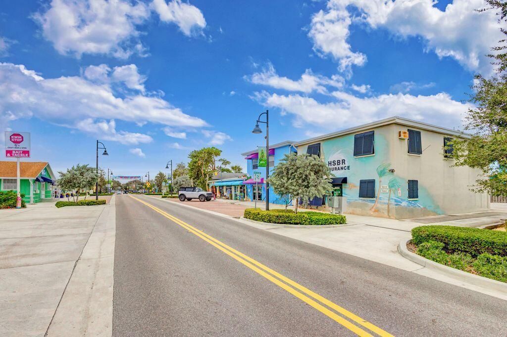 9361 SE Duncan Street, Hobe Sound, FL 33455 Photo