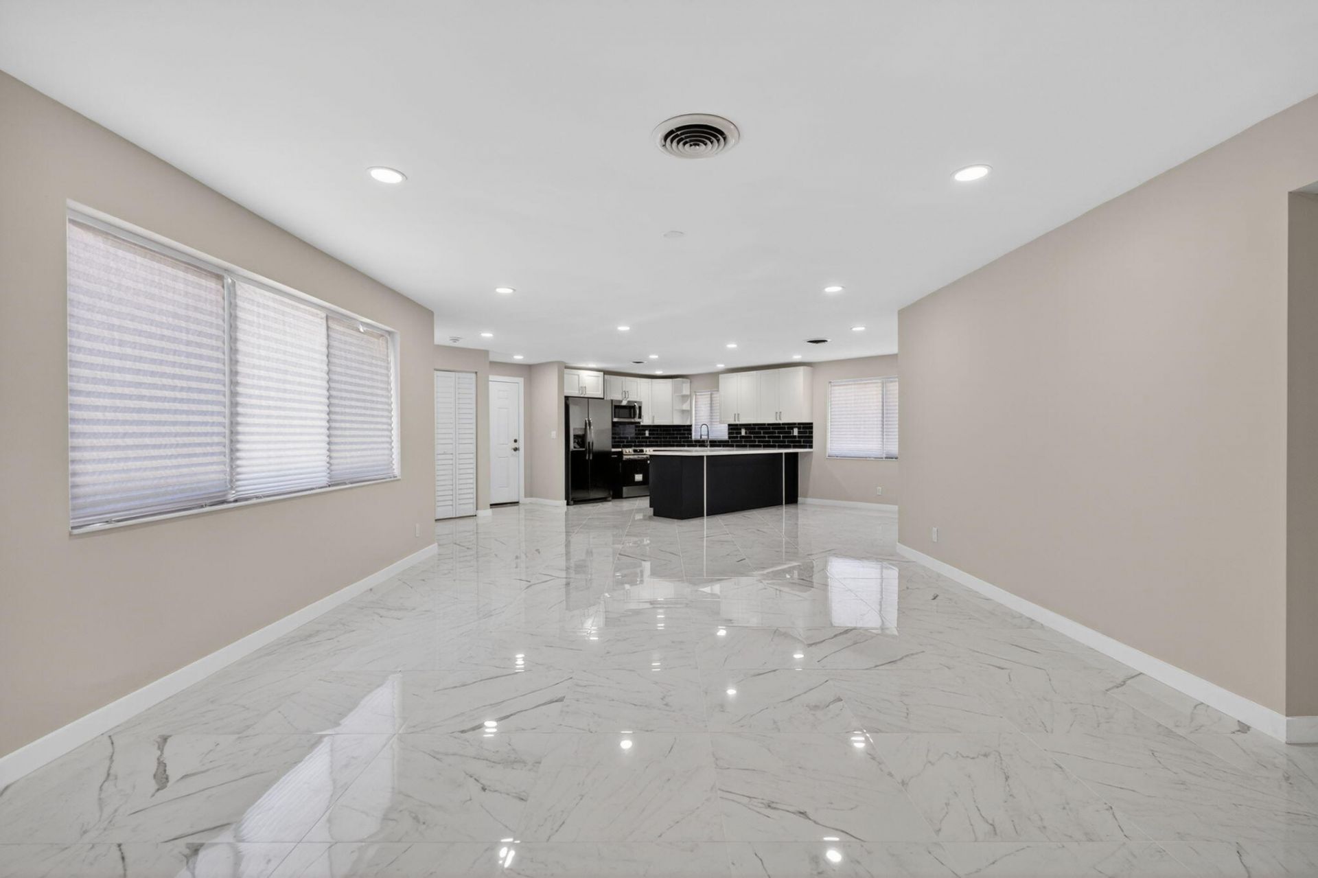 9361 SE Duncan Street, Hobe Sound, FL 33455 Photo