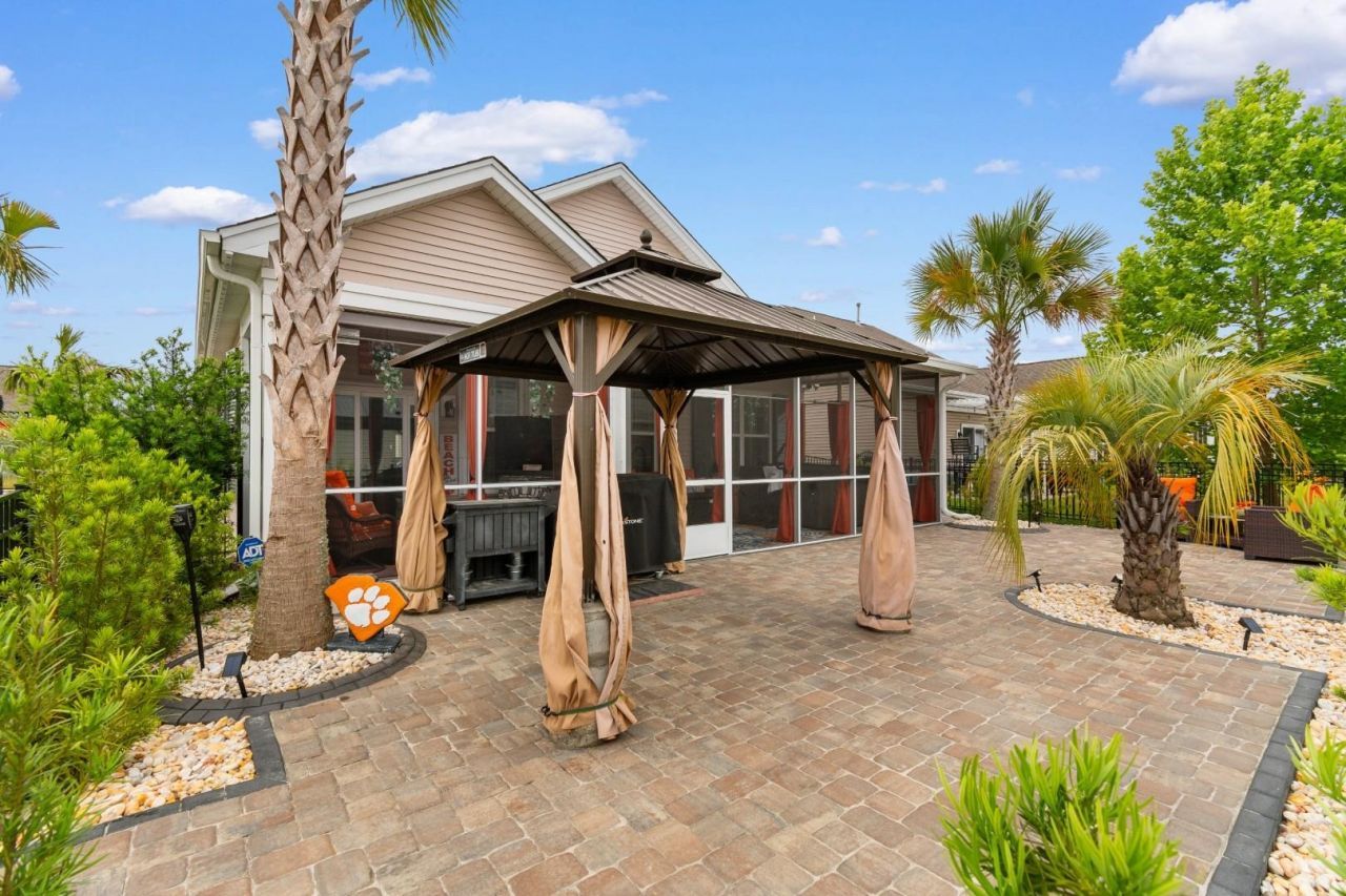 941 Witherbee Way Photo 27