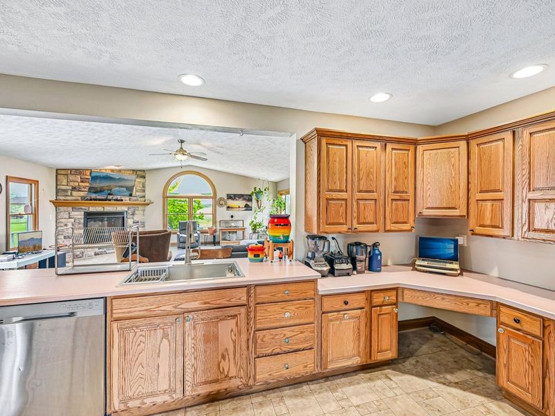 3118 N County Road 5, Bellefontaine, OH 43311 Photo 14