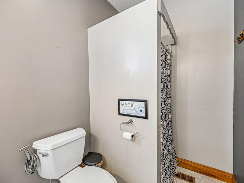 3118 N County Road 5, Bellefontaine, OH 43311 Photo 18