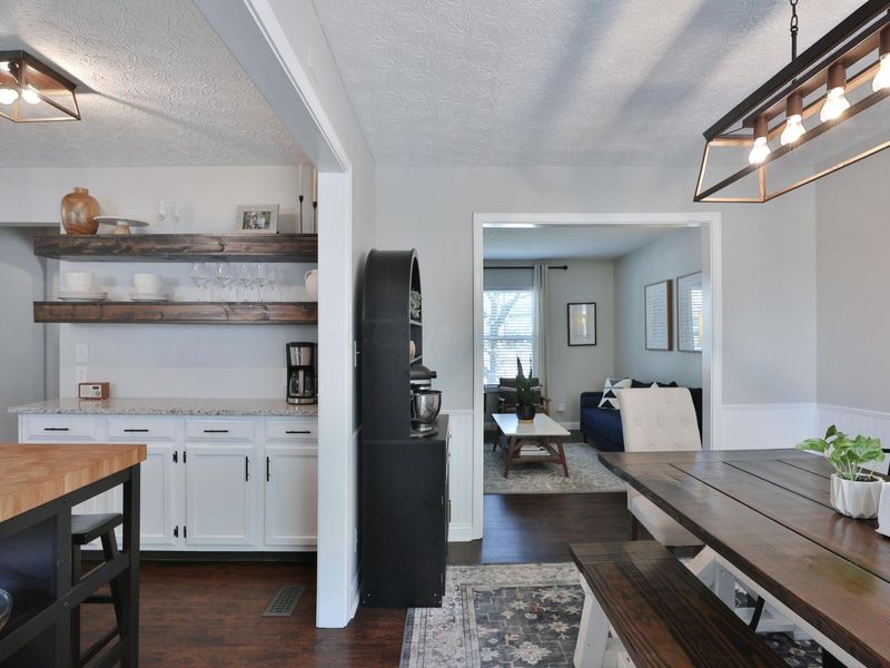 3463 En-Joie Drive, Columbus, OH 43228 Photo 12