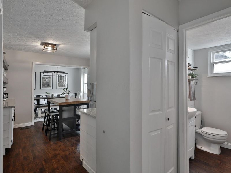 3463 En-Joie Drive, Columbus, OH 43228 Photo 17