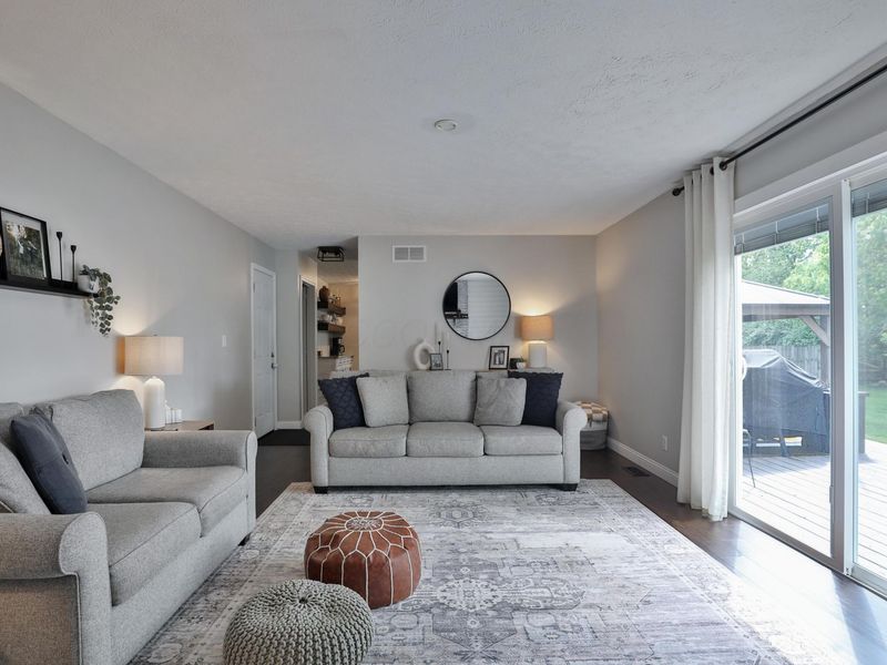 3463 En-Joie Drive, Columbus, OH 43228 Photo 21