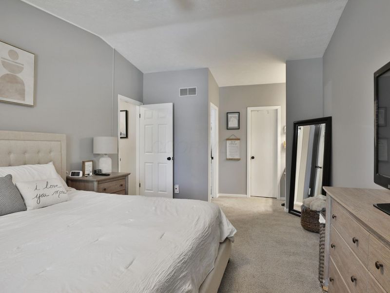 3463 En-Joie Drive, Columbus, OH 43228 Photo 32