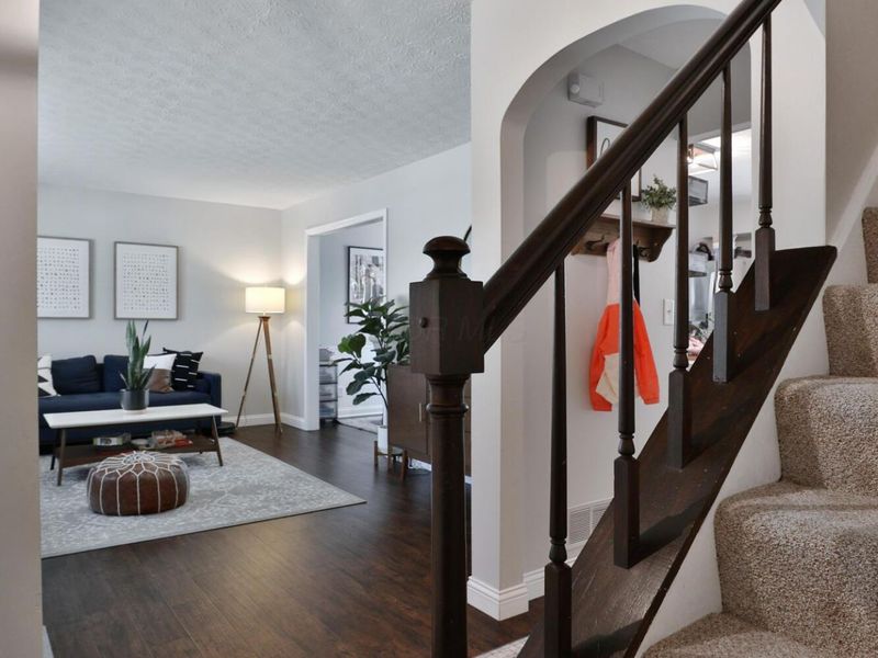 3463 En-Joie Drive, Columbus, OH 43228 Photo 6