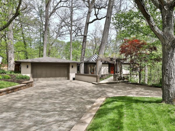 815 Lookout Point Drive, Columbus, OH 43235