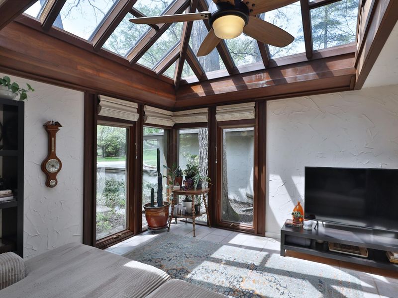 815 Lookout Point Drive, Columbus, OH 43235 Photo 24