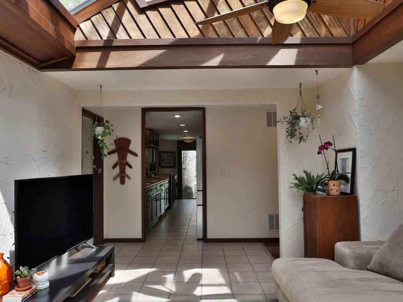 815 Lookout Point Drive, Columbus, OH 43235 Photo 25