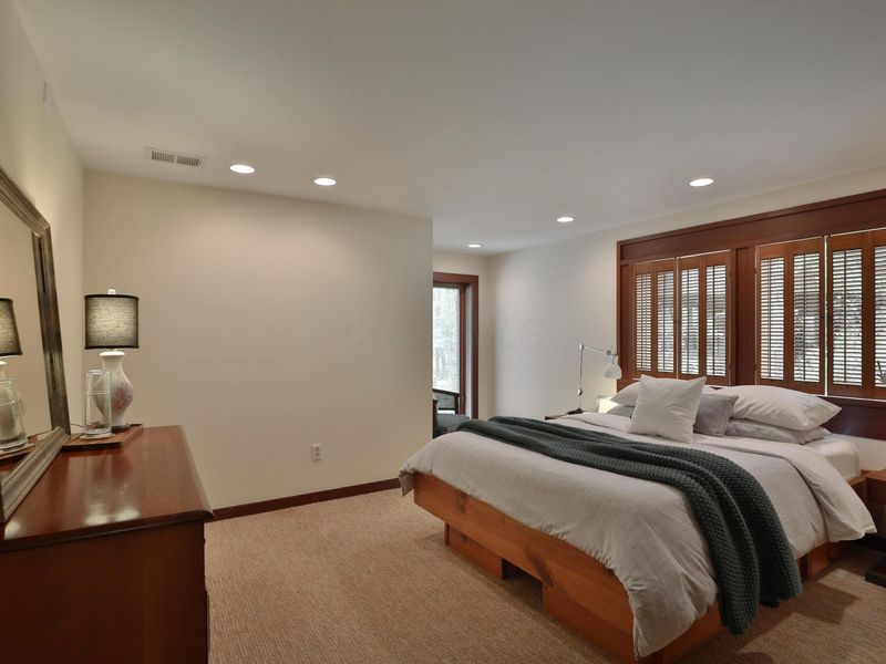 815 Lookout Point Drive, Columbus, OH 43235 Photo 70