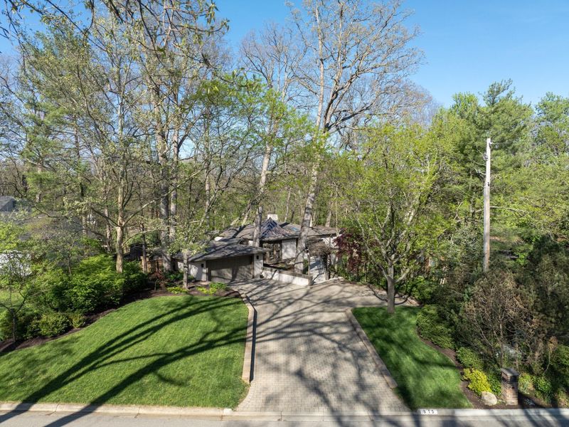 815 Lookout Point Drive, Columbus, OH 43235 Photo 92