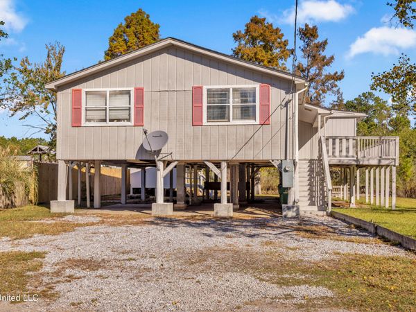 5020 Hawk Street, Bay Saint Louis, MS 39520