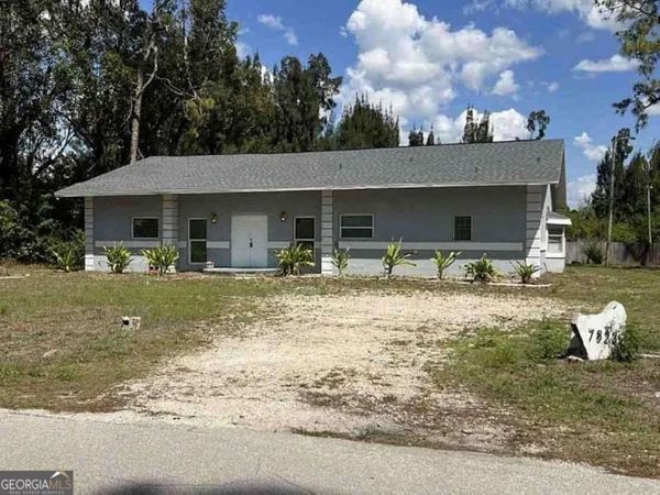 7823 Marx Drive, North Fort Myers, FL 33917