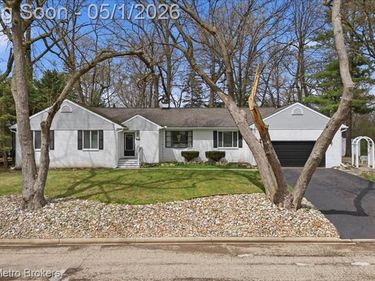 5060 Oneida Drive, Independence Twp, MI 48348
