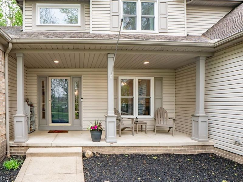 6385 Sylvian Street NW, North Canton, OH 44720 Photo 4