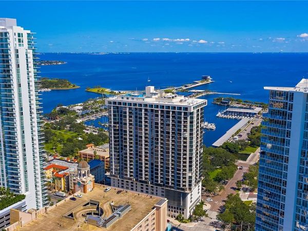 1 BEACH DRIVE SE, Unit 2512, ST PETERSBURG, FL 33701