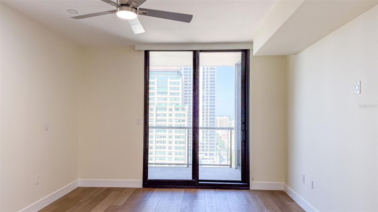 1 Beach Drive Se, Unit 2512, Saint Petersburg, FL 33701 Photo